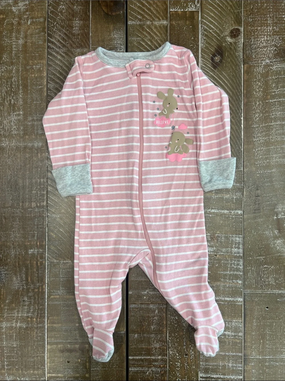 5 piece sleeper/onesie lot